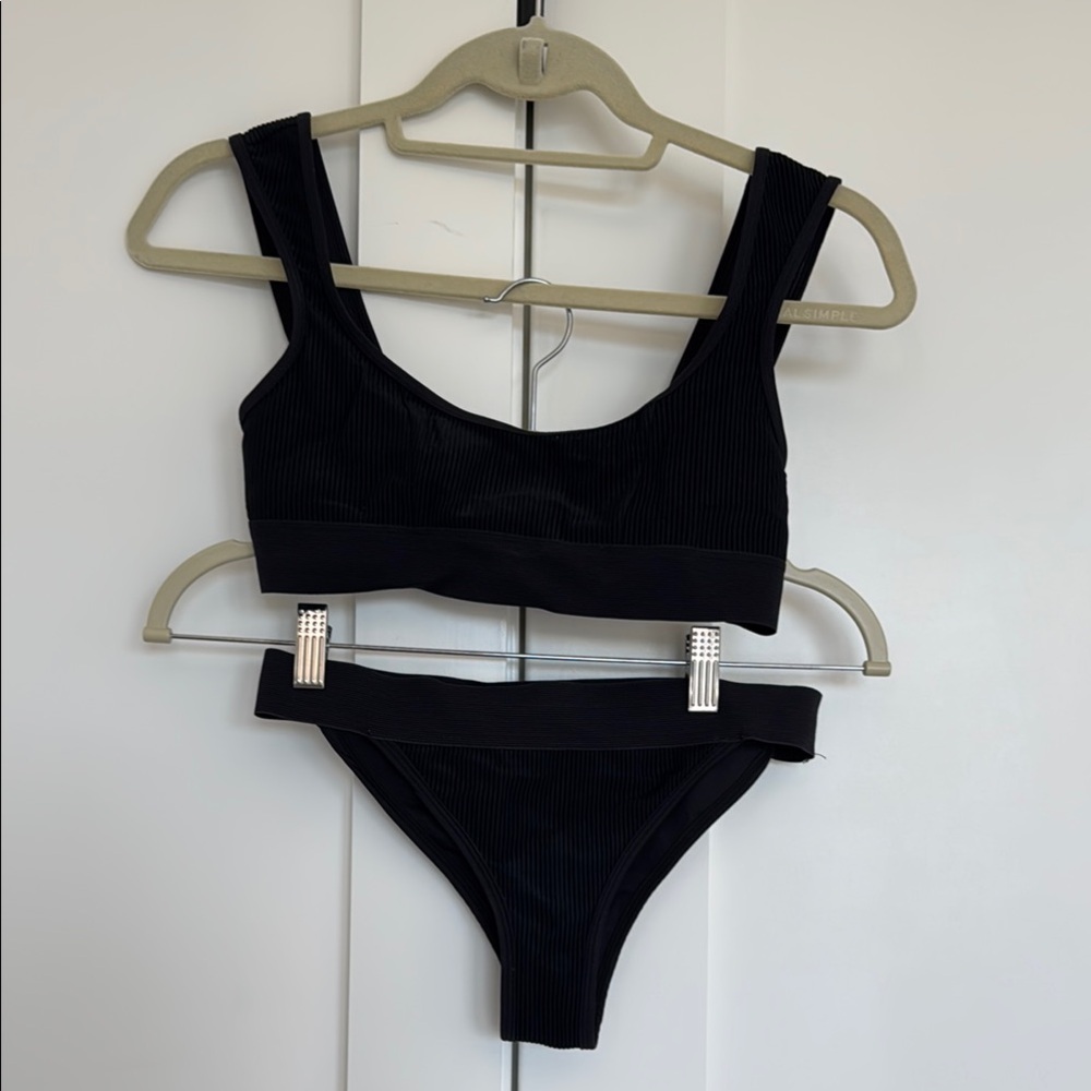 Black Ribbed Women's Intimate Set
